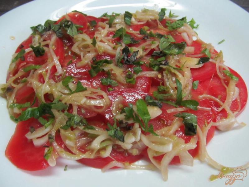 Фото приготовление рецепта: Салат из помидора шаг №5