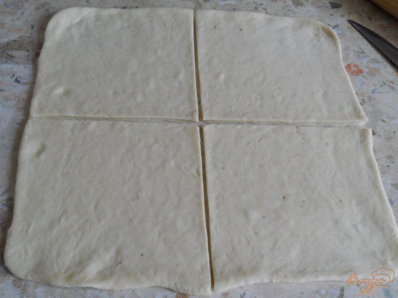 Фото приготовление рецепта: Греческий хлеб с оливками и фетой шаг №5