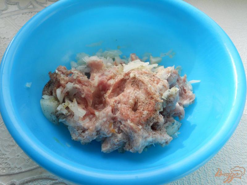Фото приготовление рецепта: Мясные «хачапури» в мультиварке шаг №1