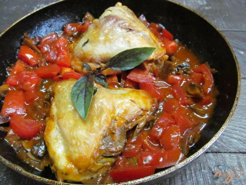 Фото приготовление рецепта: Курица по итальянски «Каччианторе» шаг №7
