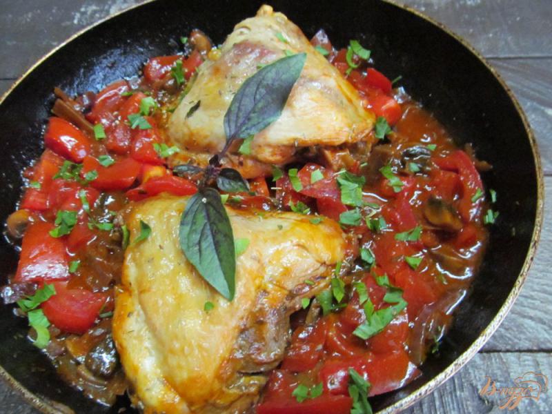 Фото приготовление рецепта: Курица по итальянски «Каччианторе» шаг №8