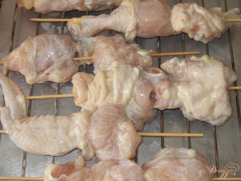 Фото приготовление рецепта: Куриные шашлычки в духовке шаг №6
