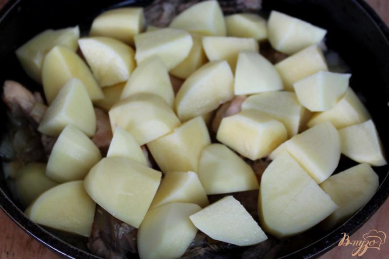 Фото приготовление рецепта: Кролик с картофелем и кабачком шаг №3