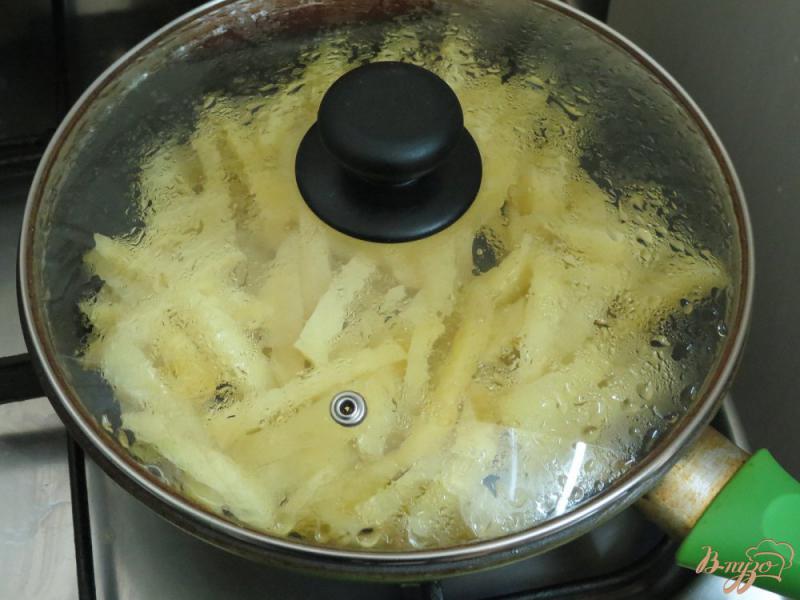 Фото приготовление рецепта: Картофель с грибами шаг №9