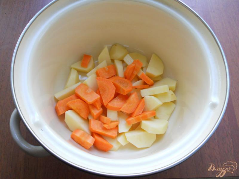 Фото приготовление рецепта: Овощной суп с гречкой шаг №1