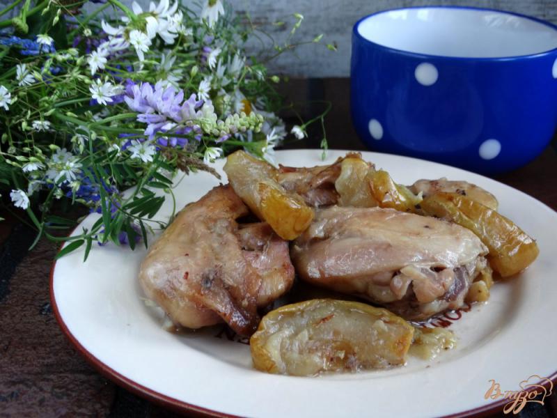 Фото приготовление рецепта: Курица запеченная с яблоками и горчицей в рукаве шаг №5