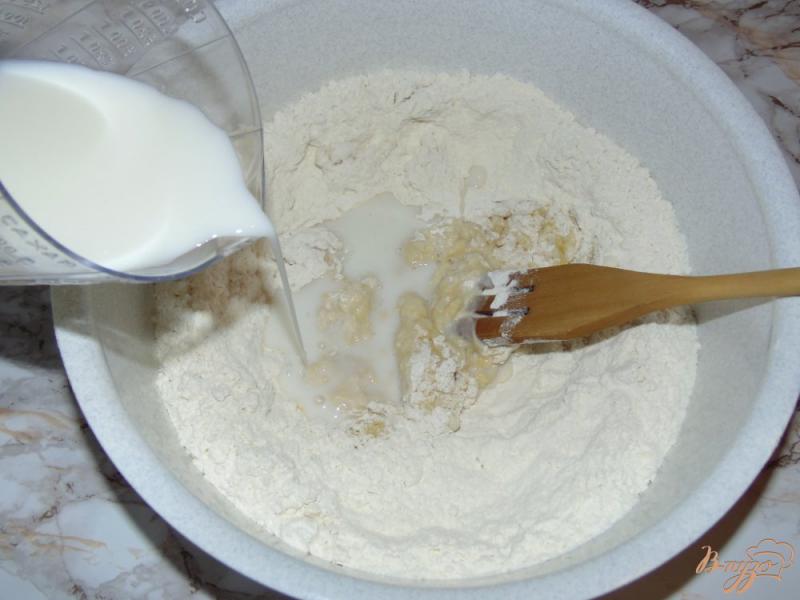 Фото приготовление рецепта: Домашние пельмени на тесте из молока и воды шаг №4