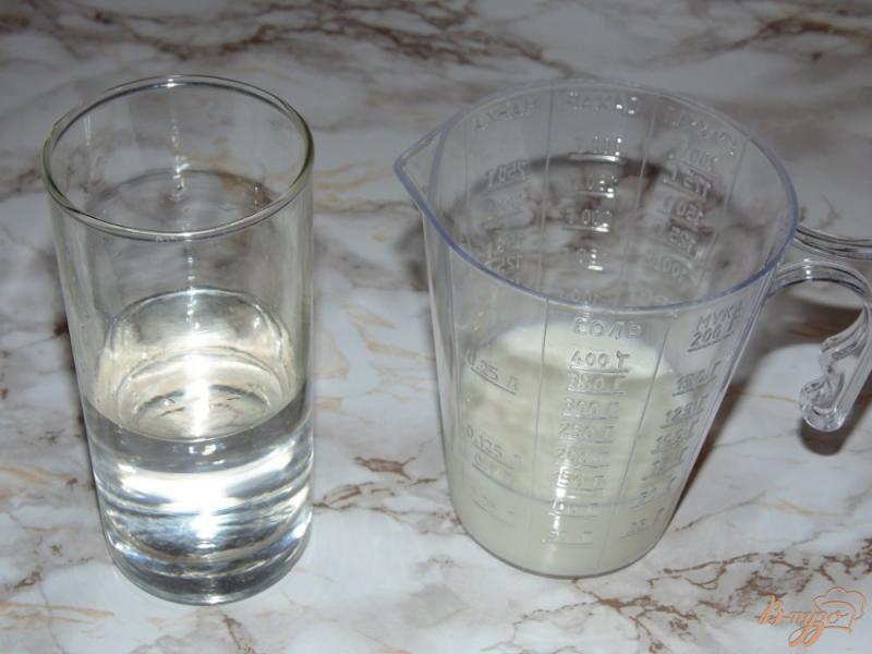 Фото приготовление рецепта: Домашние пельмени на тесте из молока и воды шаг №2