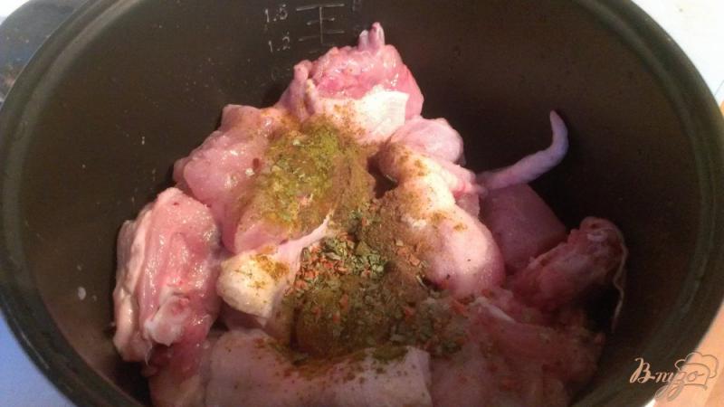 Фото приготовление рецепта: Картошка запеченная с курицей шаг №2