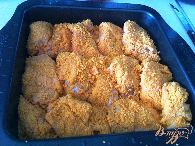 Фото приготовление рецепта: Куриное филе в пряной панировке шаг №3