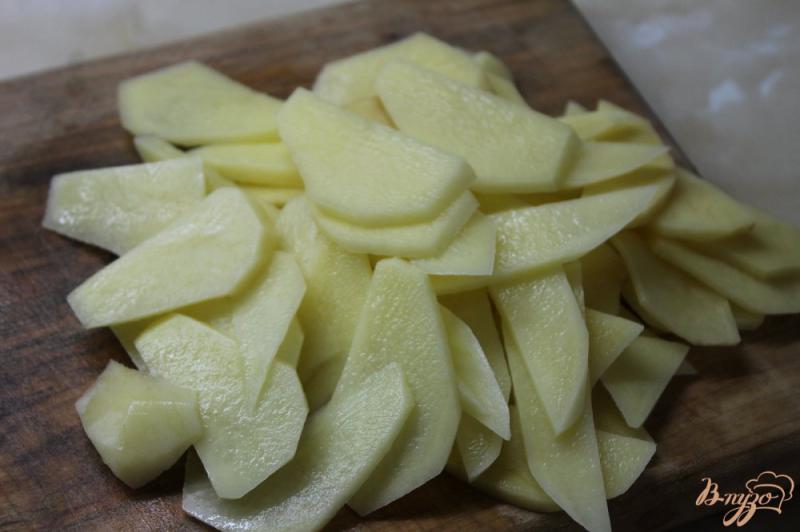 Фото приготовление рецепта: Жаренный овощи в яичной заправке с твердым сыром шаг №1