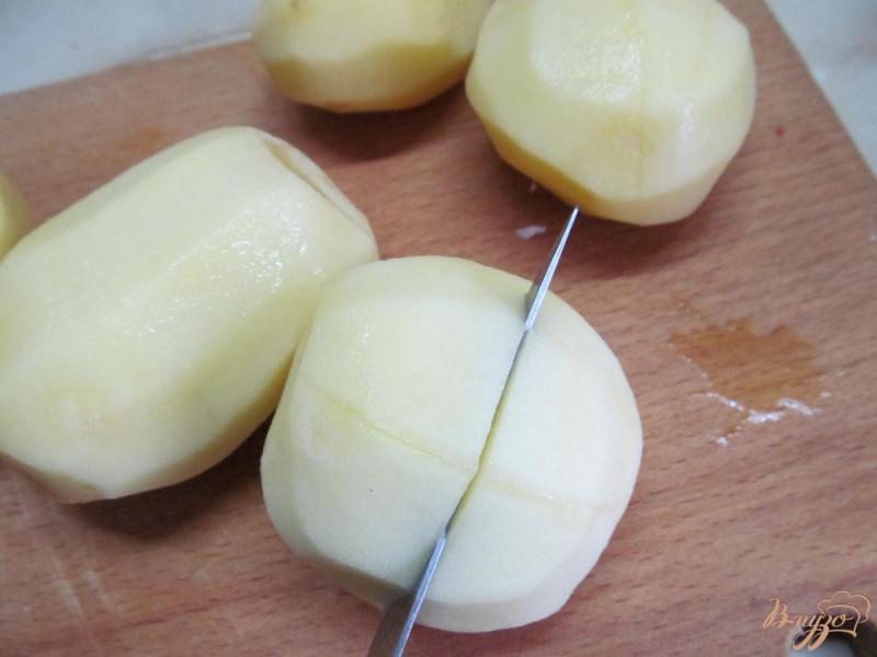 Фото приготовление рецепта: Запеченное мясо с картофелем в мультиварке шаг №3