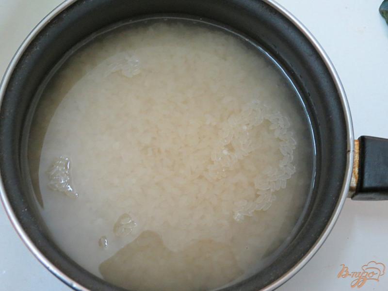 Фото приготовление рецепта: Запеканка с рисом,фаршем и брокколи шаг №2