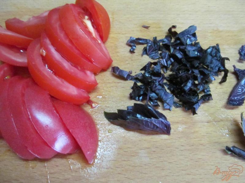 Фото приготовление рецепта: Салат из помидора с кабачком шаг №4