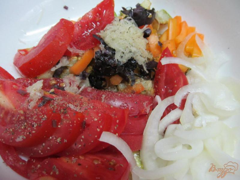 Фото приготовление рецепта: Салат из помидора с кабачком шаг №6