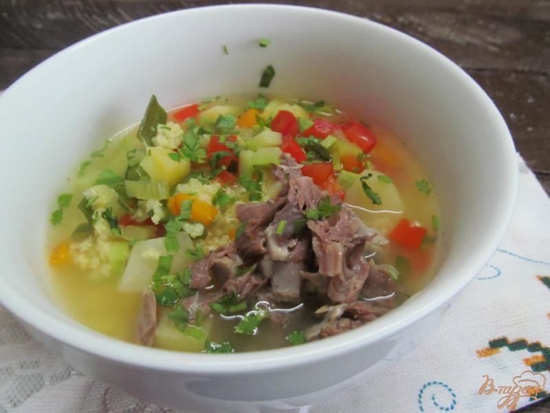 Фото приготовление рецепта: Овощной суп с пшеном на бульоне из баранины шаг №6