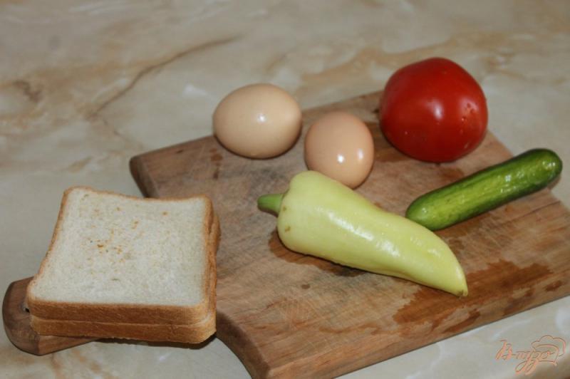 Фото приготовление рецепта: Цветная яичница на завтрак для любимого шаг №1