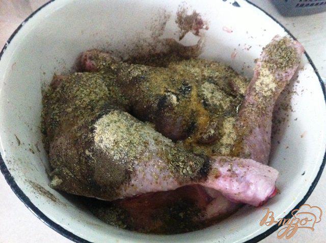 Фото приготовление рецепта: Куриные окорочка запеченные с картофелем шаг №1