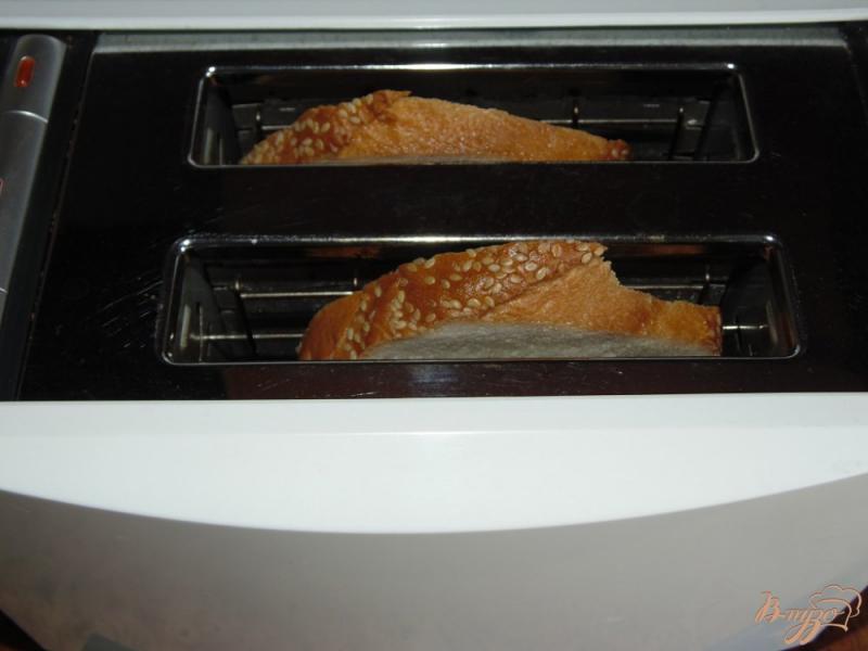 Фото приготовление рецепта: Сладкие тосты с творогом и черносливом шаг №1
