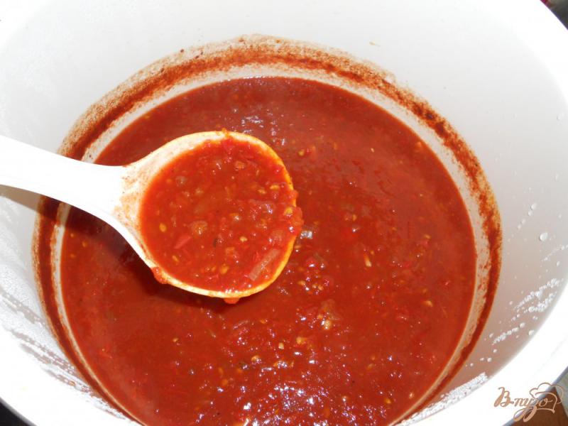 Фото приготовление рецепта: Томатный соус в мультиварке на зиму шаг №5