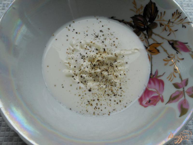 Фото приготовление рецепта: Баклажаны в кляре и кефирном соусе шаг №5