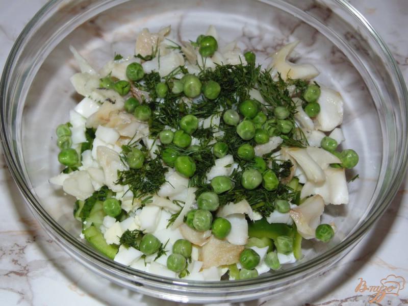 Фото приготовление рецепта: Овощной салат с нототенией шаг №6