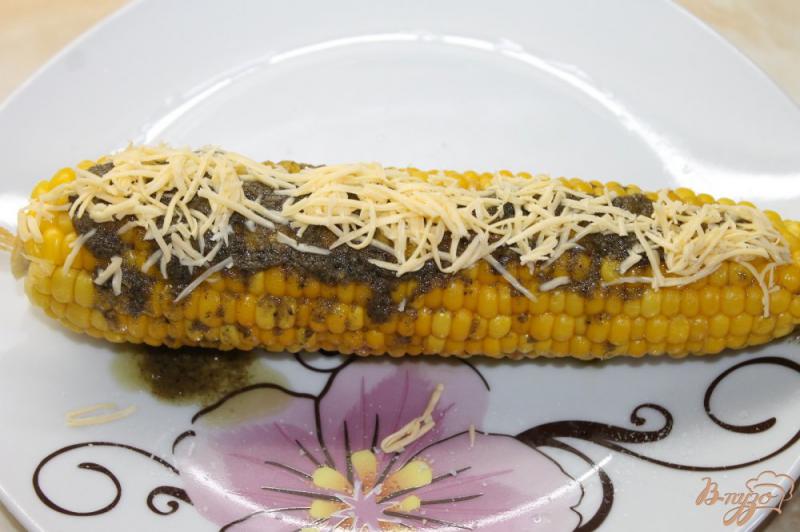 Фото приготовление рецепта: Сырная кукуруза с соусом Песто шаг №4