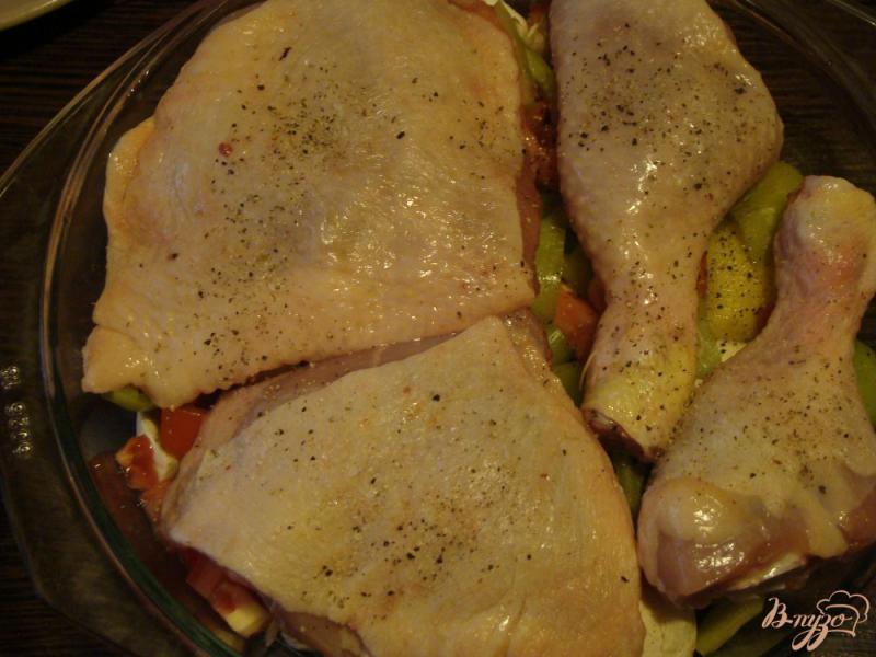 Фото приготовление рецепта: Курица с овощами по-болгарски шаг №8