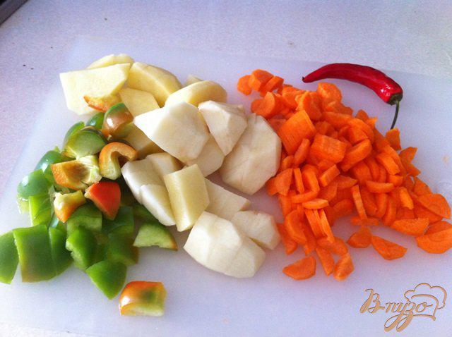Фото приготовление рецепта: Щи из молодых овощей шаг №2