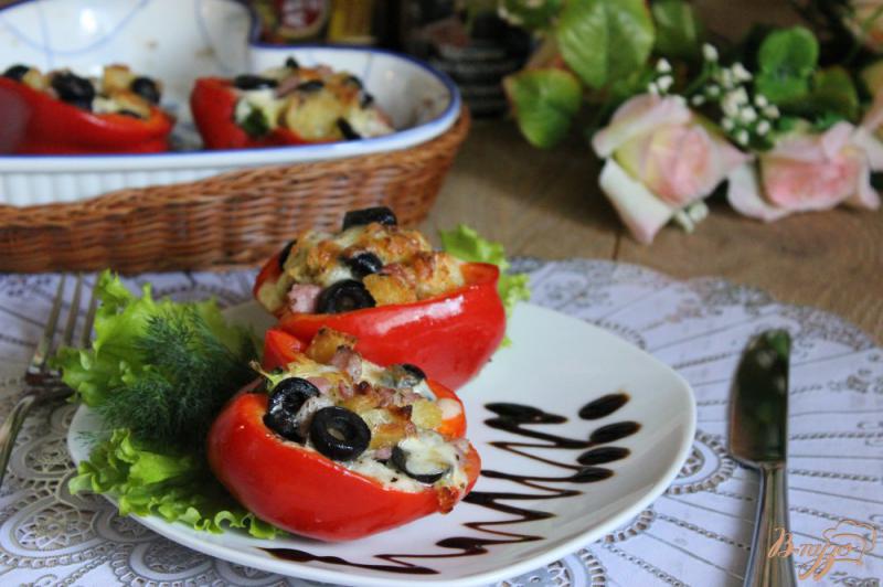 Фото приготовление рецепта: Паприка фаршированная беконом, моцареллой и маслинами шаг №13