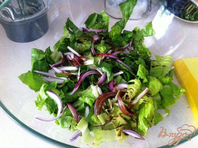 Фото приготовление рецепта: Салат овощной с бальзамиком шаг №2
