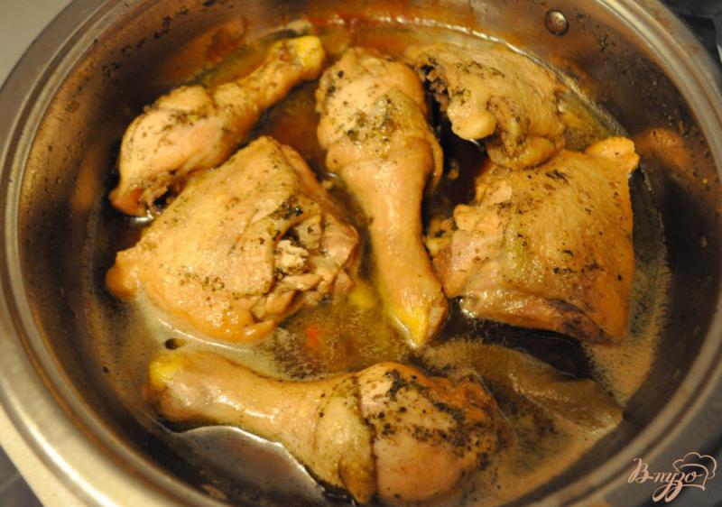 Фото приготовление рецепта: Курица в соево-чесночном соусе шаг №5
