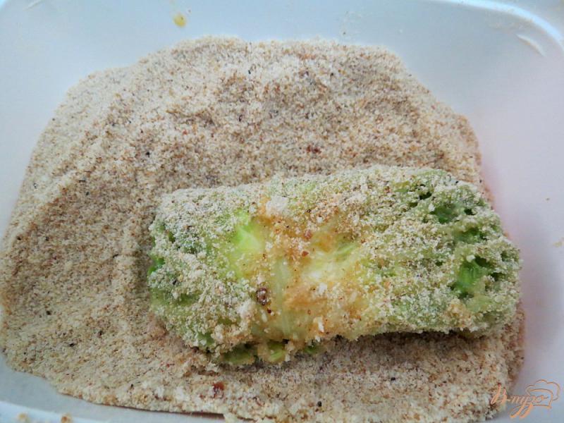 Фото приготовление рецепта: Конвертики из савойской капусты с сыром шаг №10