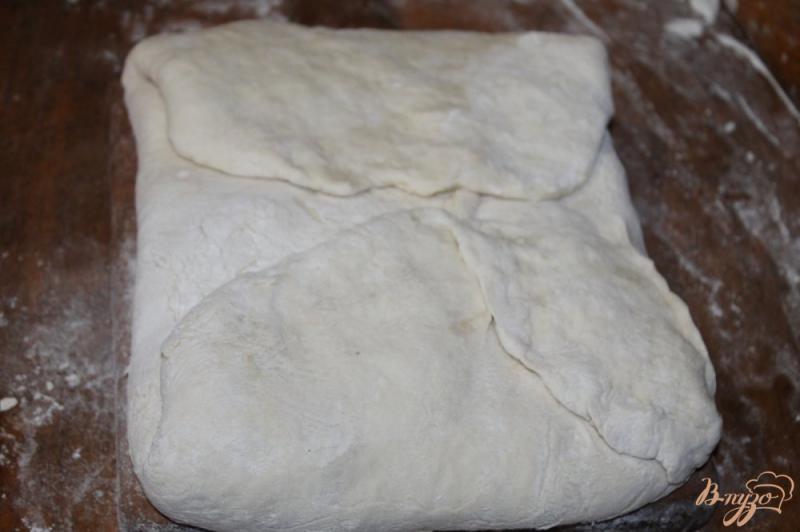 Фото приготовление рецепта: Пирог с сардины, рисом и луком шаг №10