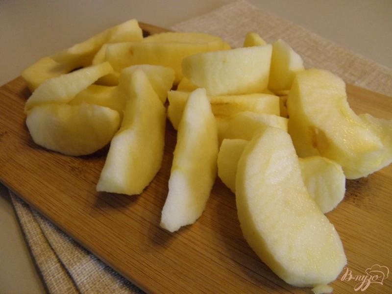 Фото приготовление рецепта: Пирог с яблоками в мультиварке шаг №5