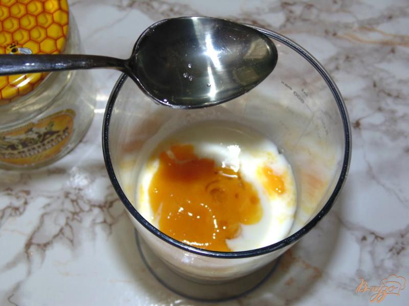 Фото приготовление рецепта: Смузи персиковый шаг №4
