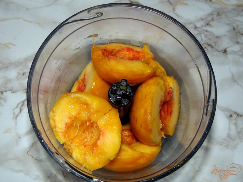Фото приготовление рецепта: Сладкий персиковый соус с пряностями шаг №3