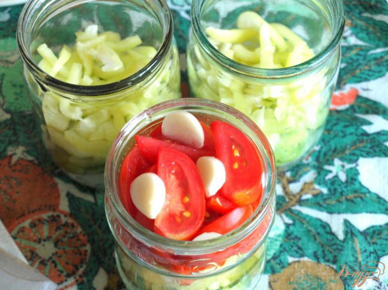 Фото приготовление рецепта: Салат из летних овощей на зиму шаг №3