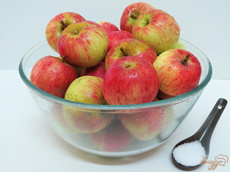 Фото приготовление рецепта: Яблоки натуральные, без сахара шаг №1