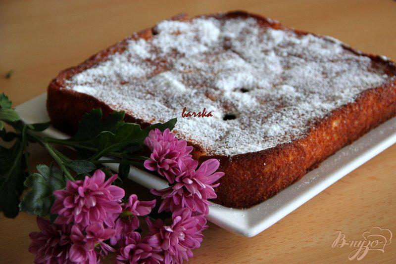 Фото приготовление рецепта: Творожный пирог  ягодами шаг №5