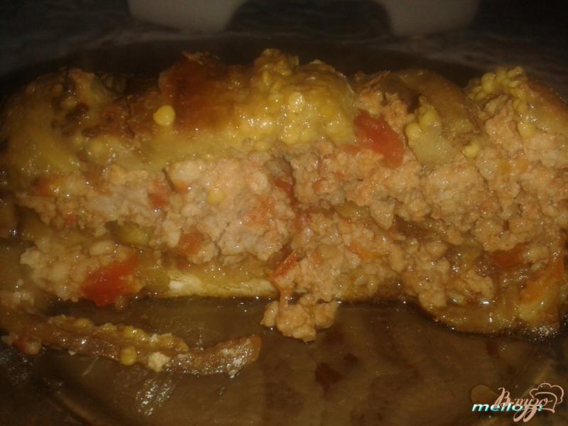 Фото приготовление рецепта: Запеканка из баклажан, фарша и помидор шаг №10