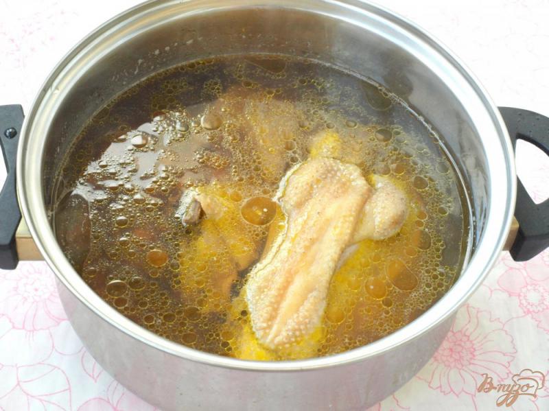 Фото приготовление рецепта: Суп на курином бульоне с фасолью шаг №2