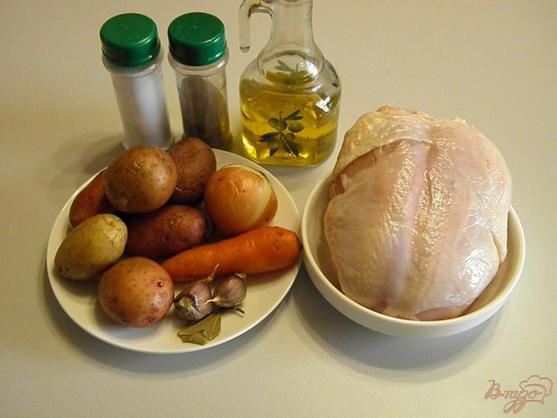 Фото приготовление рецепта: Курица с картошкой в мультиварке шаг №1