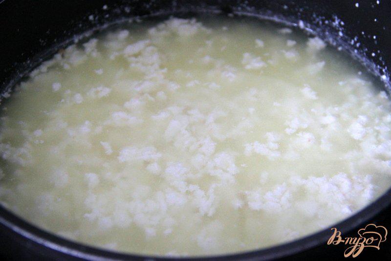 Фото приготовление рецепта: Домашний творог из молока и йогурта шаг №3