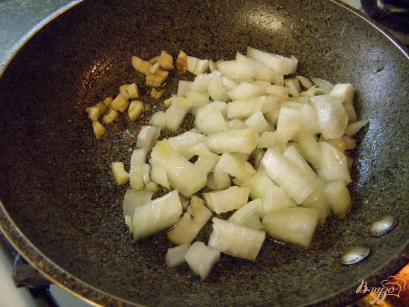 Фото приготовление рецепта: Суп-пюре грибной шаг №2