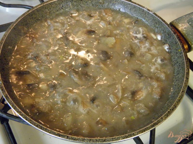 Фото приготовление рецепта: Суп-пюре грибной шаг №4