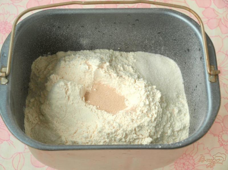 Фото приготовление рецепта: Яблочный хлеб на молоке в хлебопечке шаг №3