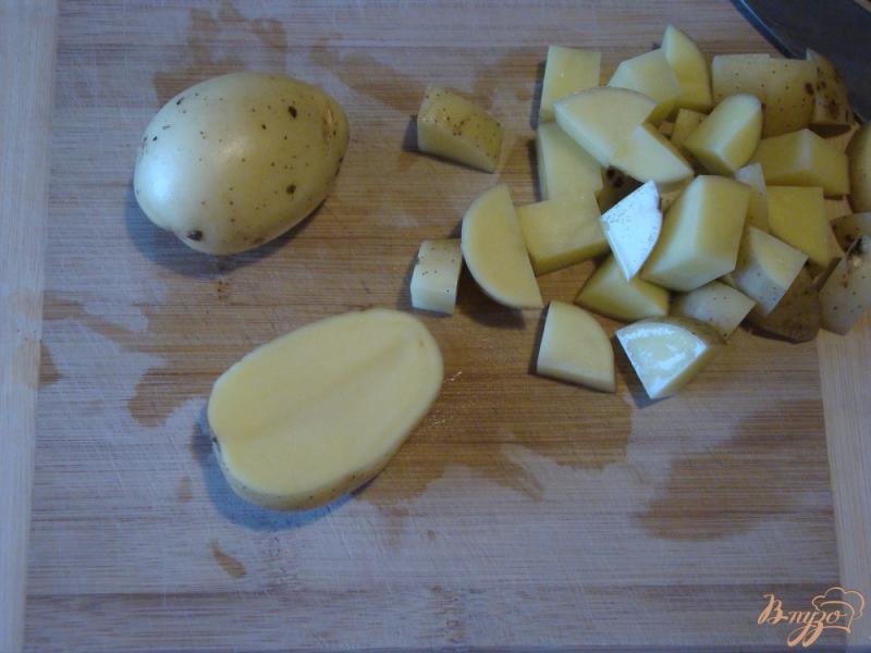 Фото приготовление рецепта: Жаркое из картошки и грибов по-таёжному шаг №5
