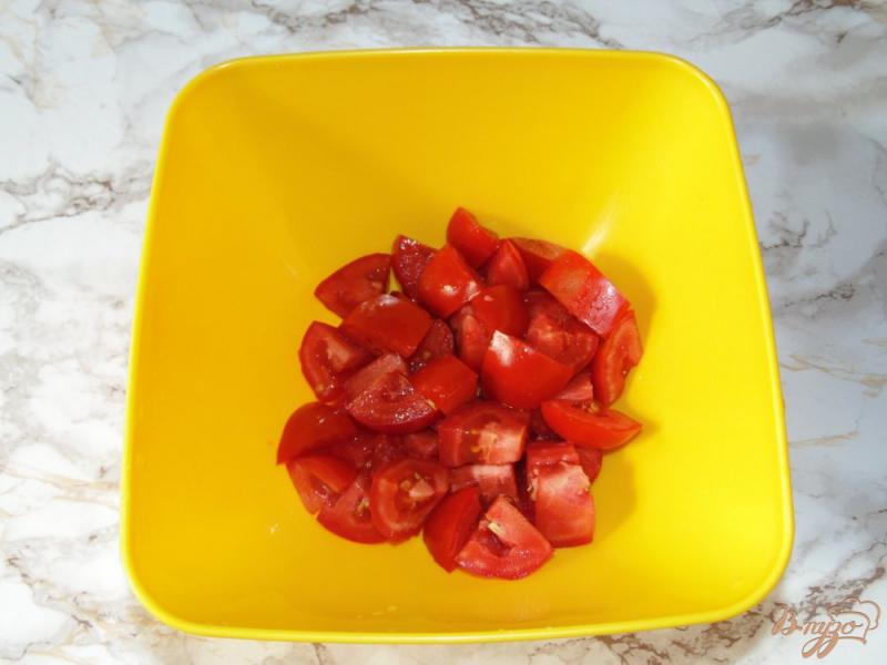 Фото приготовление рецепта: Овощной салат с черной фасолью и куриными желудками шаг №3