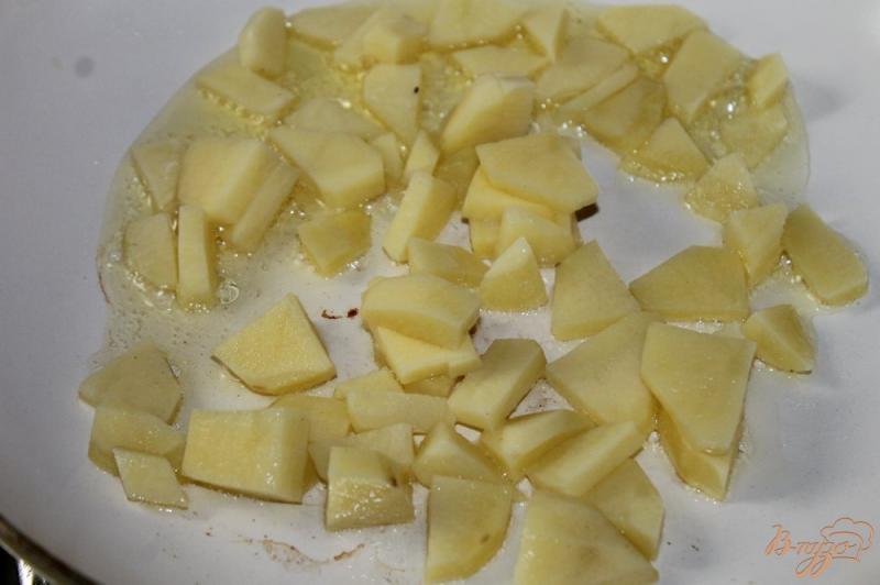 Фото приготовление рецепта: Картофель по - деревенски с беконом шаг №2